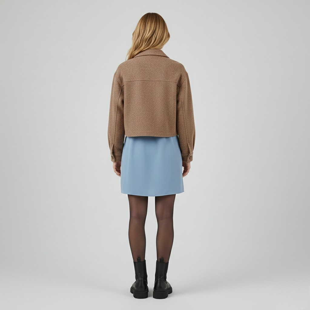 Veste à coupe courte style utilitaire pour femme